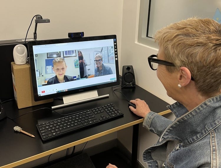 Remote teaching session